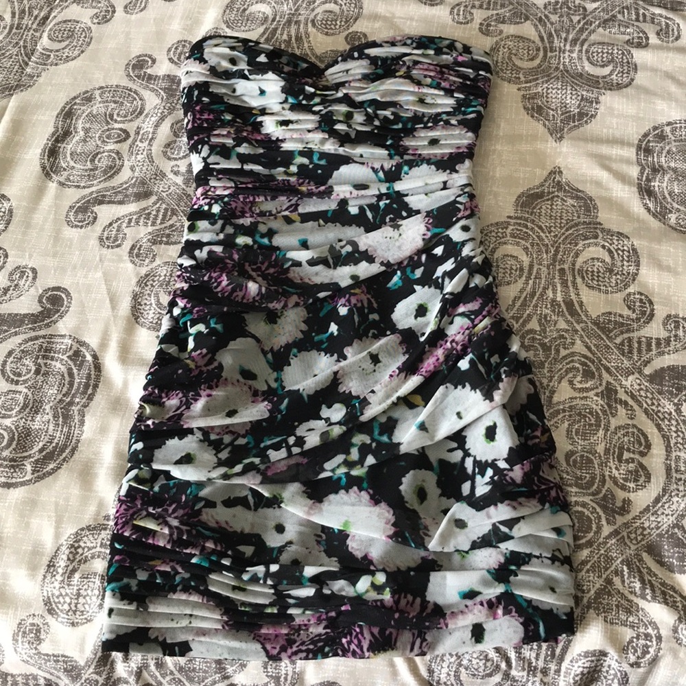 BCBG MaxAzria Winnie Strapless Cocktail Dress